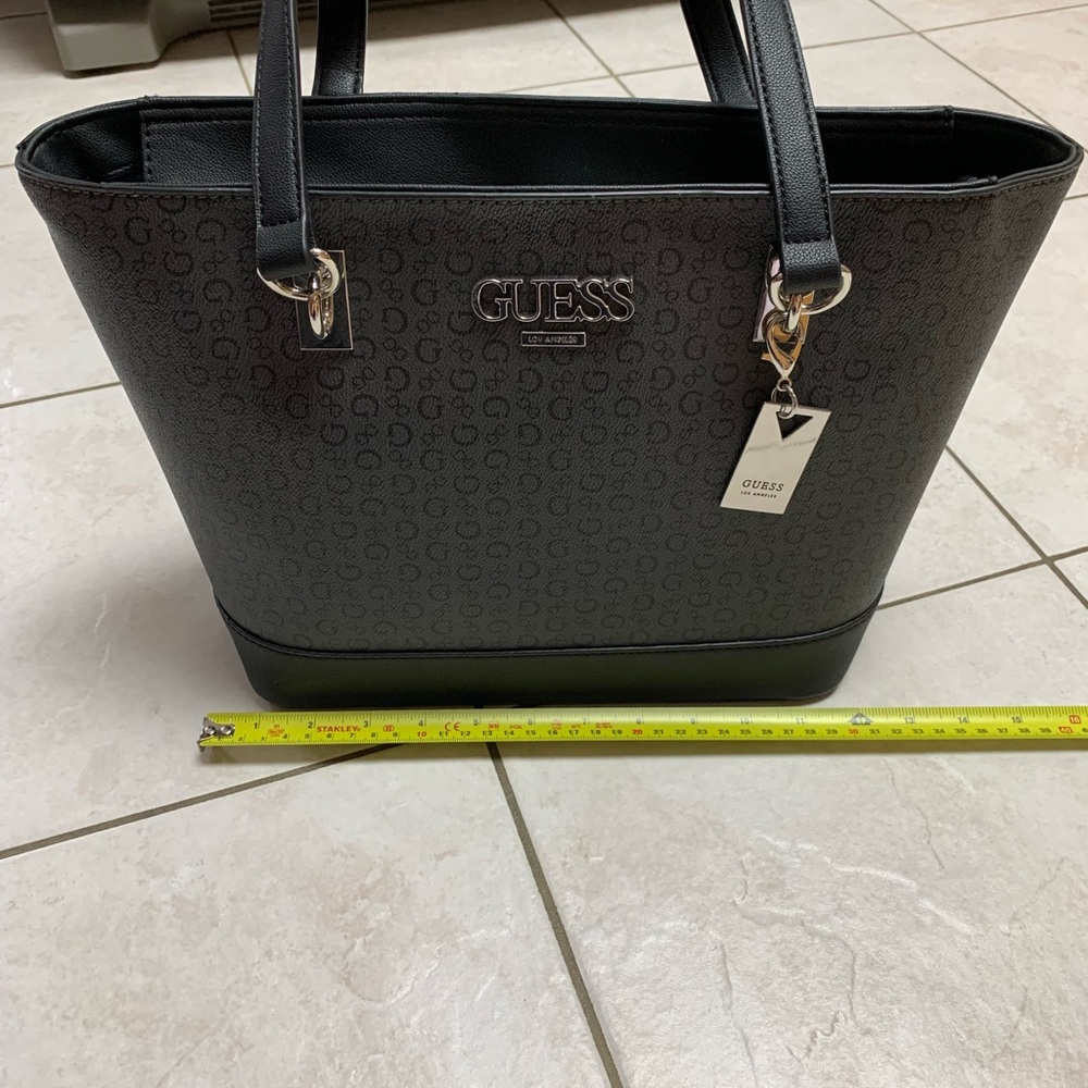 GUESS Embossed Black Tote Bag Zip Purse - Picture 3 of 10